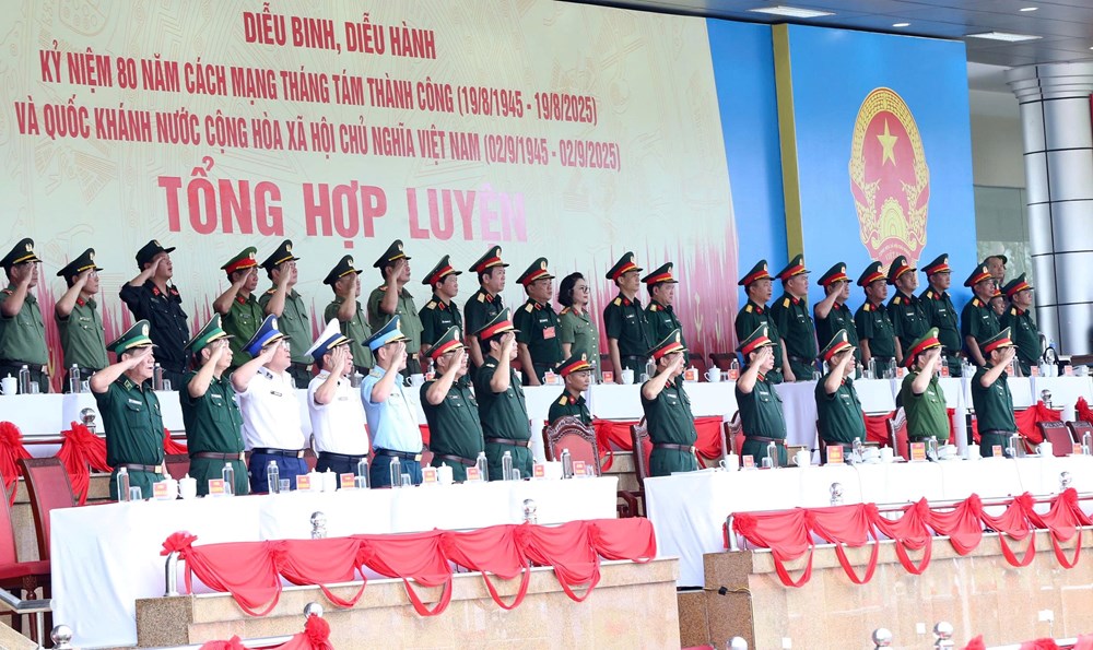 Hơn 16.000 cán bộ, chiến sĩ và nhiều vũ khí hiện đại tổng hợp luyện diễu binh, diễu hành lần thứ hai - ảnh 1