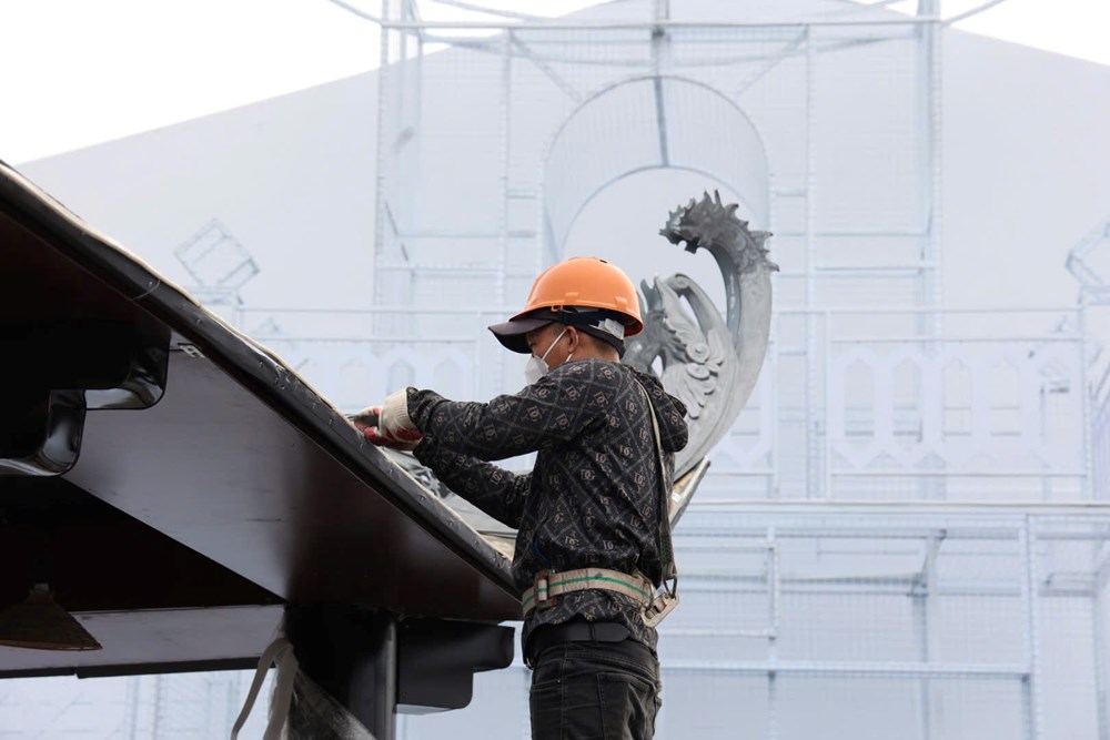 Phó Chủ tịch UBND TP Hà Nội kiểm tra tiến độ thi công tại Triển lãm Thành tựu đất nước - ảnh 4
