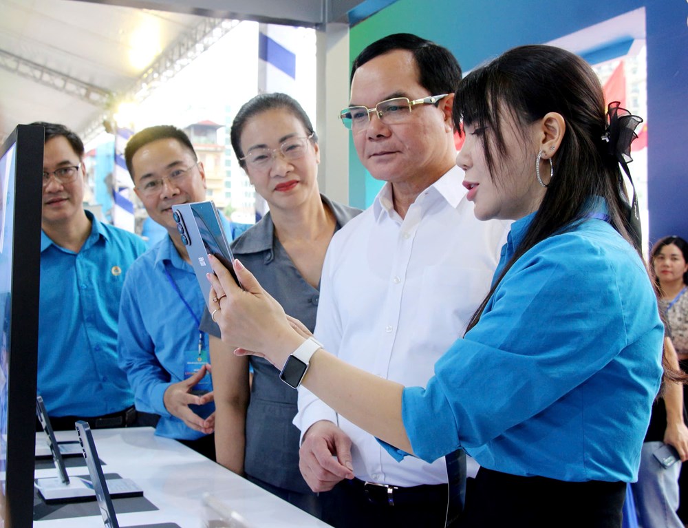 Tôn vinh trí tuệ, sức sáng tạo của người lao động Việt Nam - ảnh 4