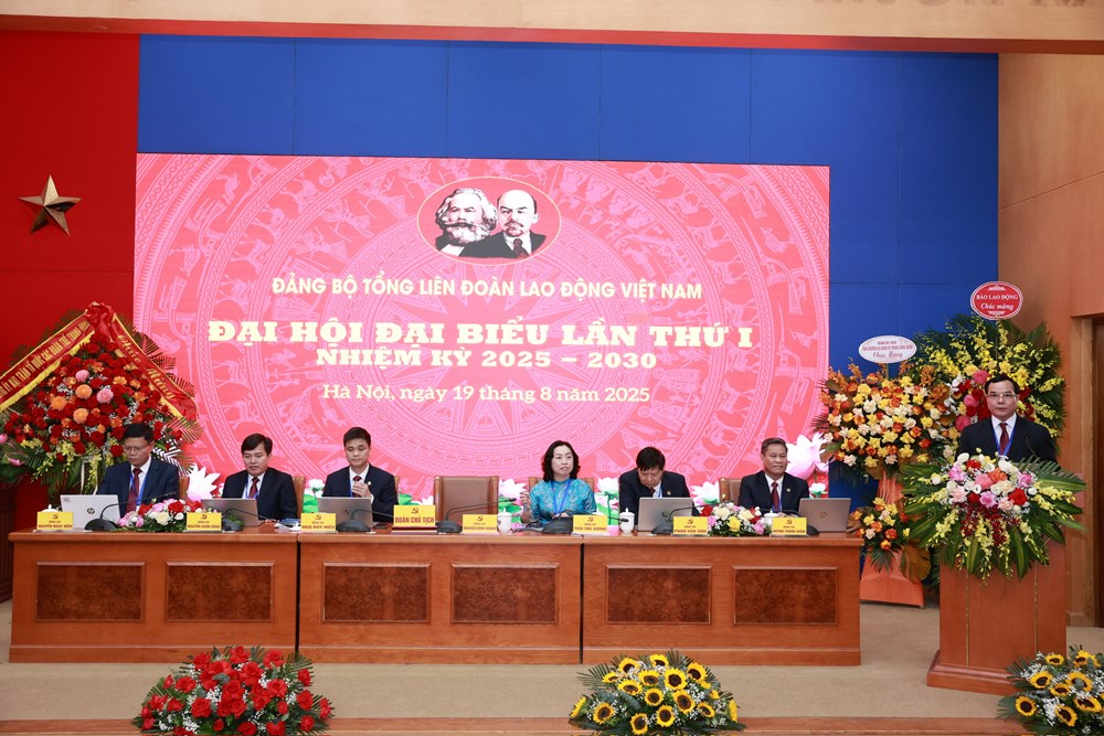 Ông Nguyễn Đình Khang được chỉ định làm Bí thư Đảng bộ Tổng LĐLĐ Việt Nam  - ảnh 3