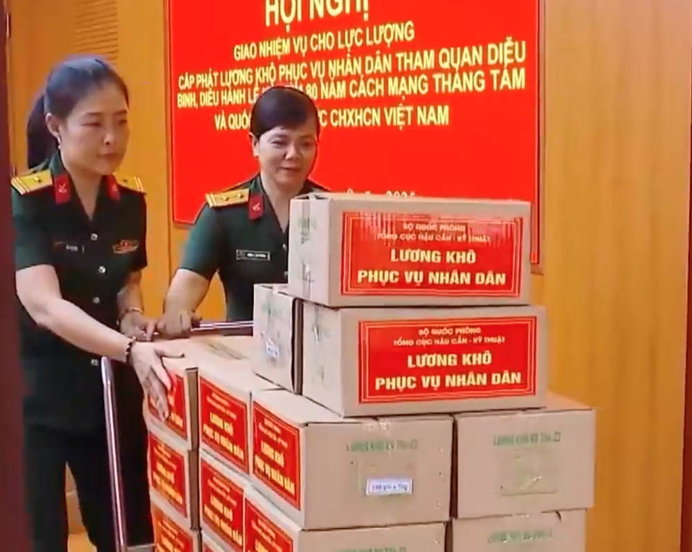 Tổng cục Hậu cần-Kỹ thuật sẽ cấp phát lương khô cho người dân xem diễu binh, diễu hành - ảnh 1
