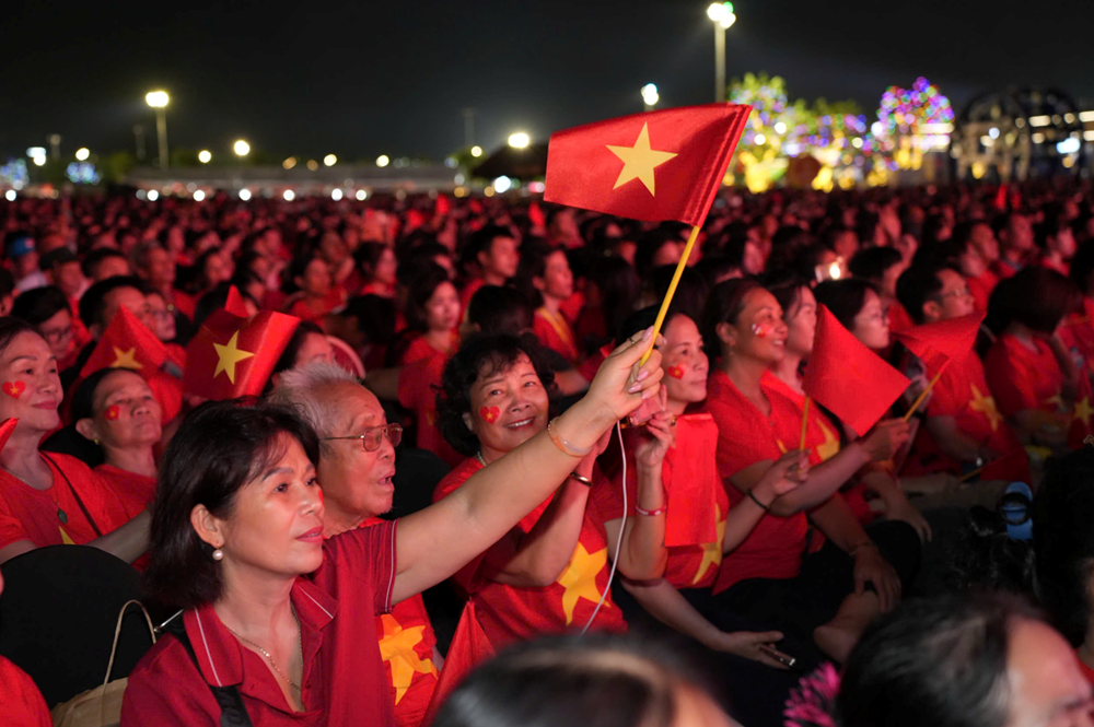 “Hà Nội - Sáng mãi khát vọng Việt Nam” : Tự hào lịch sử hướng tới đất nước - ảnh 6