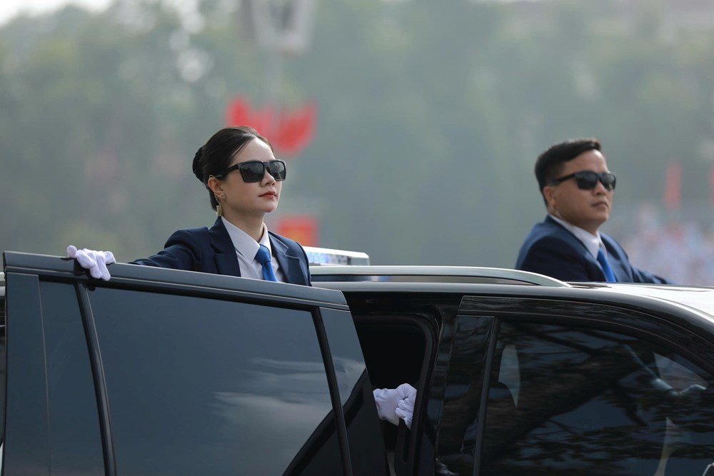 “Những bông hồng thép” gánh vác nhiệm vụ nơi tuyến đầu - ảnh 1