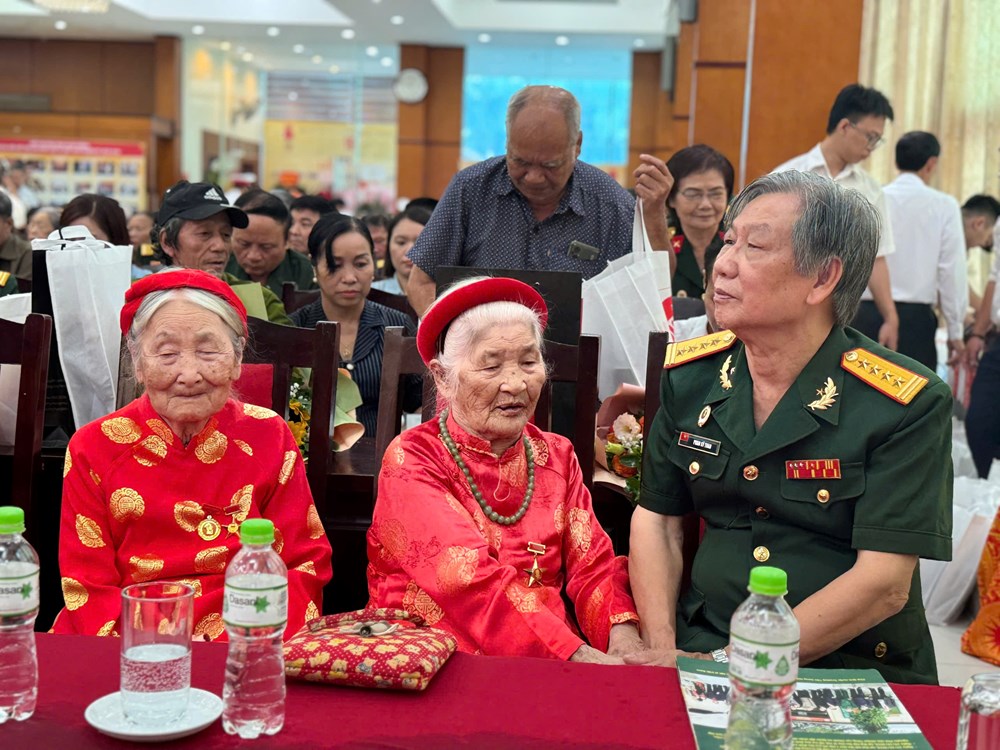 Hành trình 15 năm đưa liệt sĩ về quê hương  - ảnh 1