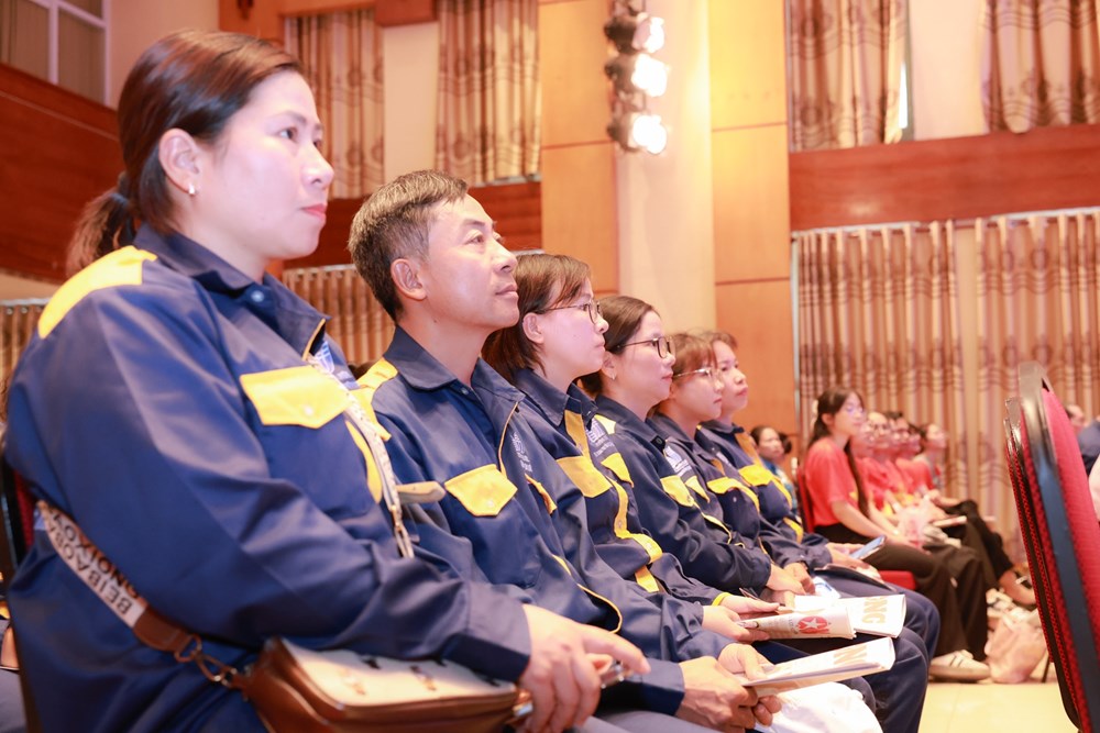 Phân loại rác tại nguồn – “Hành trình xanh” từ mỗi người lao động - ảnh 3