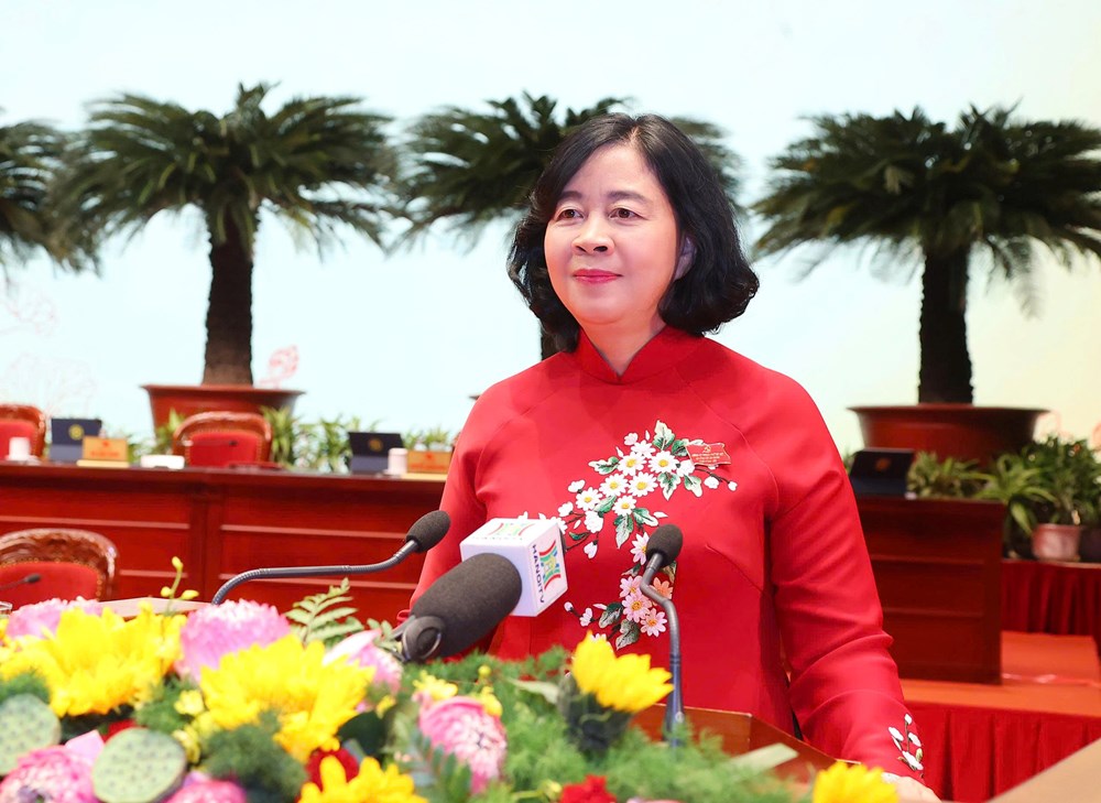 Bà Bùi Thị Minh Hoài tái cử Bí thư Thành ủy Hà Nội khóa XVIII - ảnh 1