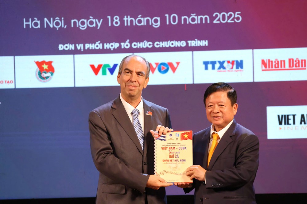 Lan toả nghĩa tình Việt Nam - Cuba tại lễ tổng kết chương trình ủng hộ nhân dân Cuba - ảnh 4