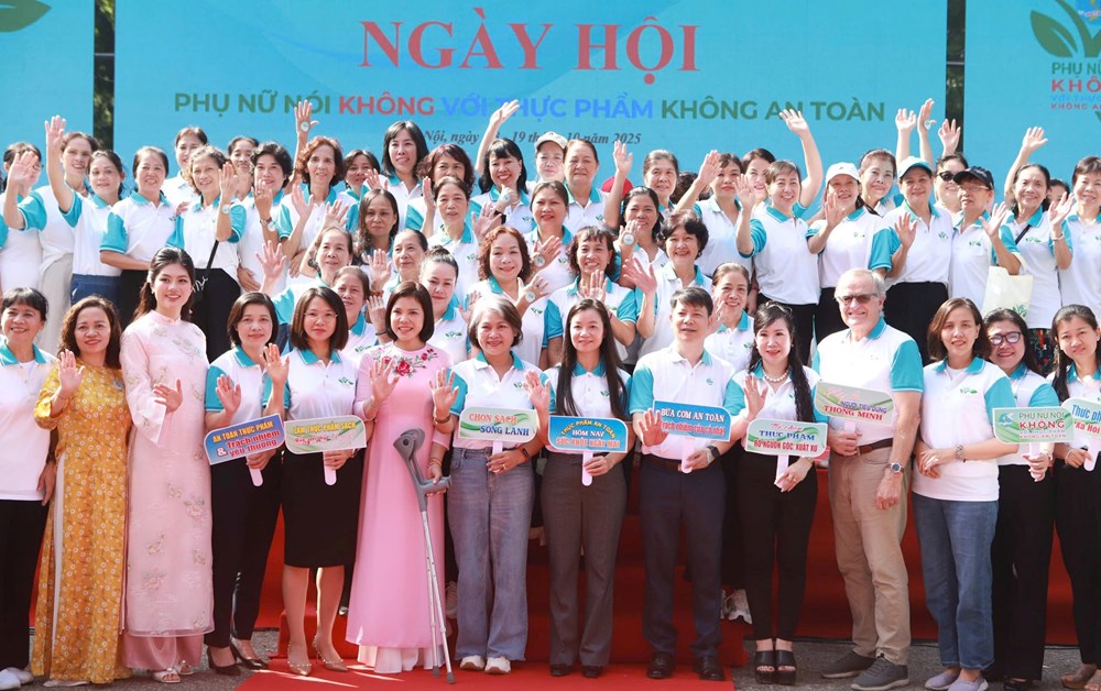 Phụ nữ lan toả lối sống xanh, bảo vệ sức khoẻ gia đình - ảnh 3