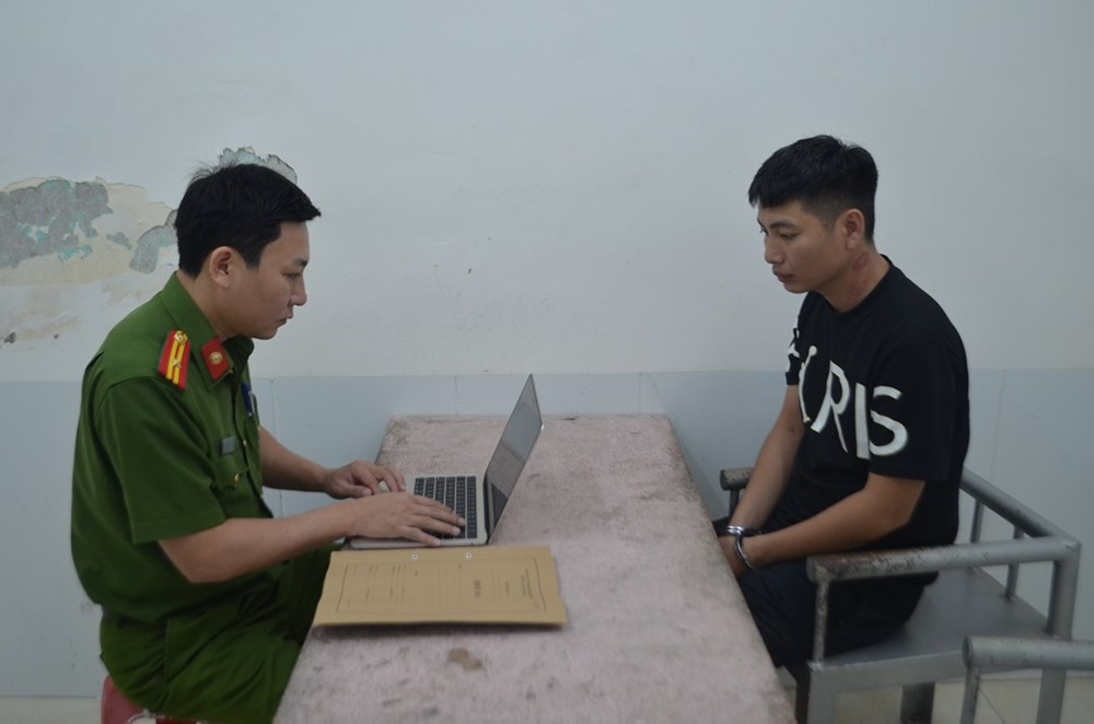 Tặng Bằng khen cho  5 tập thể, cá nhân trong vụ cứu trẻ sơ sinh ở Nghệ An - ảnh 3