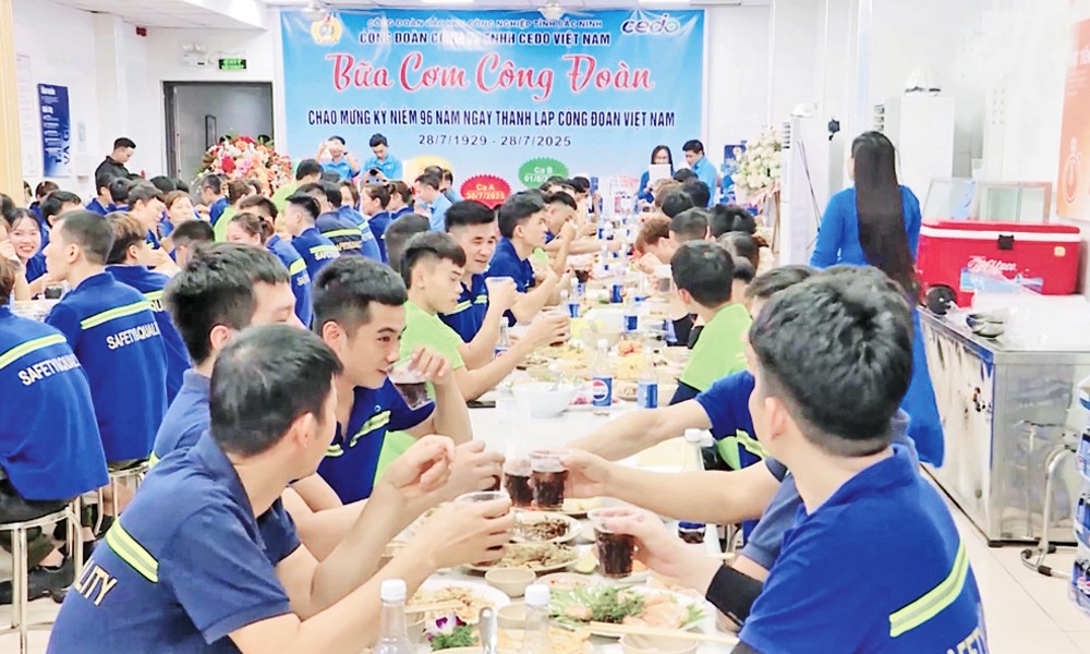 “Bữa cơm Công đoàn” năm 2025: Chăm lo thiết thực, gắn kết người lao động - ảnh 1