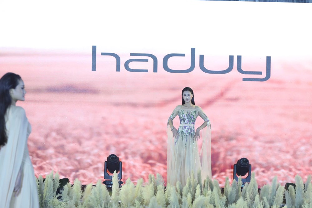 Bộ sưu tập Xuân  - Hè 2026 tôn vinh vẻ đẹp Á Đông - ảnh 3