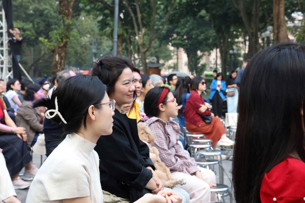 Hà Nội tiếp tục Dự án “Âm nhạc cuối tuần” phục vụ cộng đồng - ảnh 5