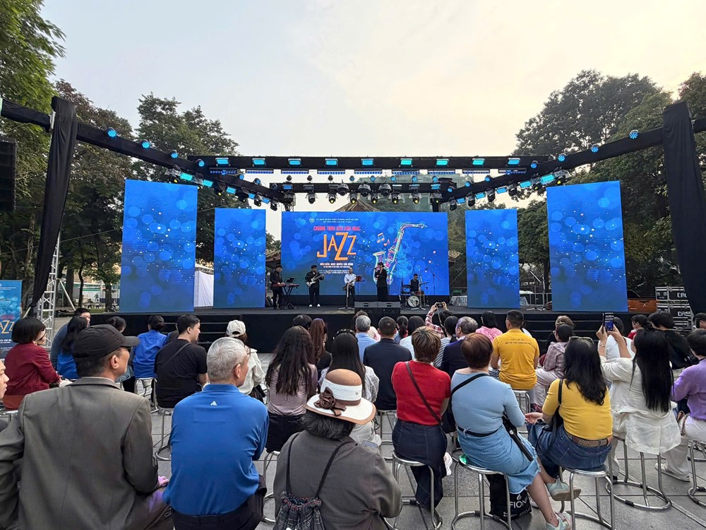 Hà Nội tiếp tục Dự án “Âm nhạc cuối tuần” phục vụ cộng đồng - ảnh 6