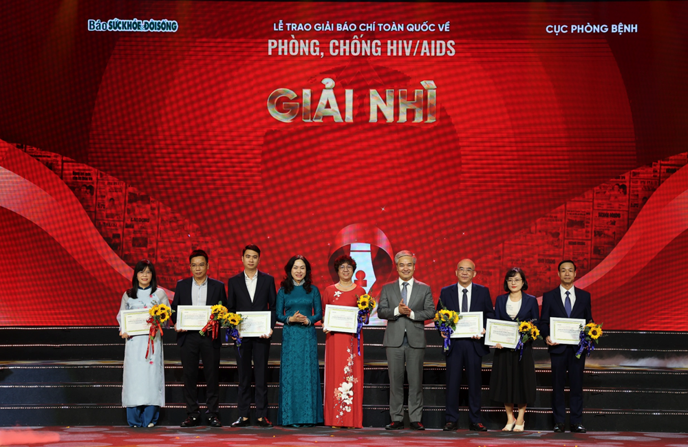 Trao Giải Báo chí toàn quốc về “Phòng, chống HIV/AIDS” - ảnh 2