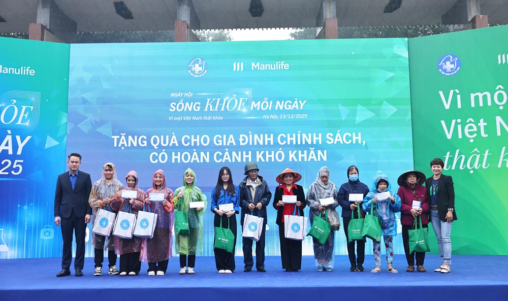 Khi phố đi bộ trở thành “phòng khám cộng đồng” của người dân Thủ đô - ảnh 4