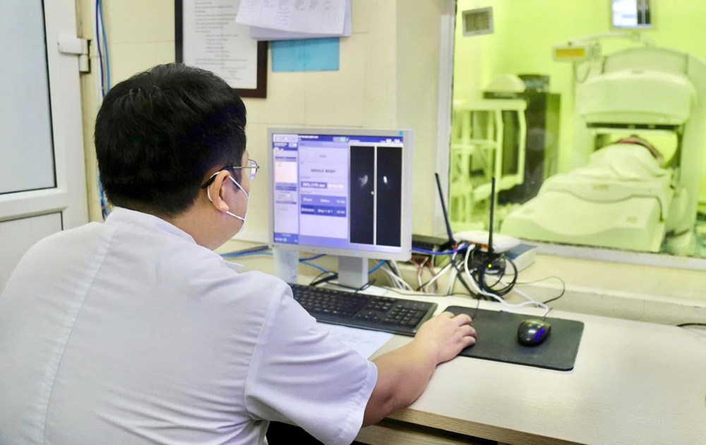 Ứng dụng hiệu quả Dược lâm sàng và Vật lý y khoa trong điều trị bệnh ung thư - ảnh 4