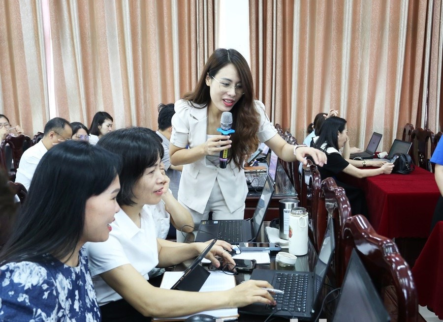 Bắc Ninh phát động phong trào “học tập số” trong giáo viên, học sinh sinh viên - ảnh 1