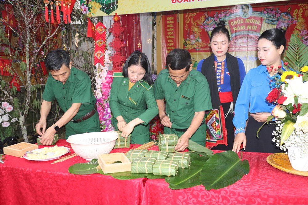 “Xuân biên cương” mang Tết ấm cho em sau thiên tai - ảnh 3