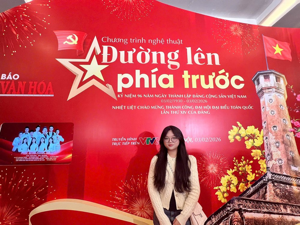 “Đường lên phía trước” – Khi lịch sử truyền cảm hứng cho người trẻ - ảnh 1