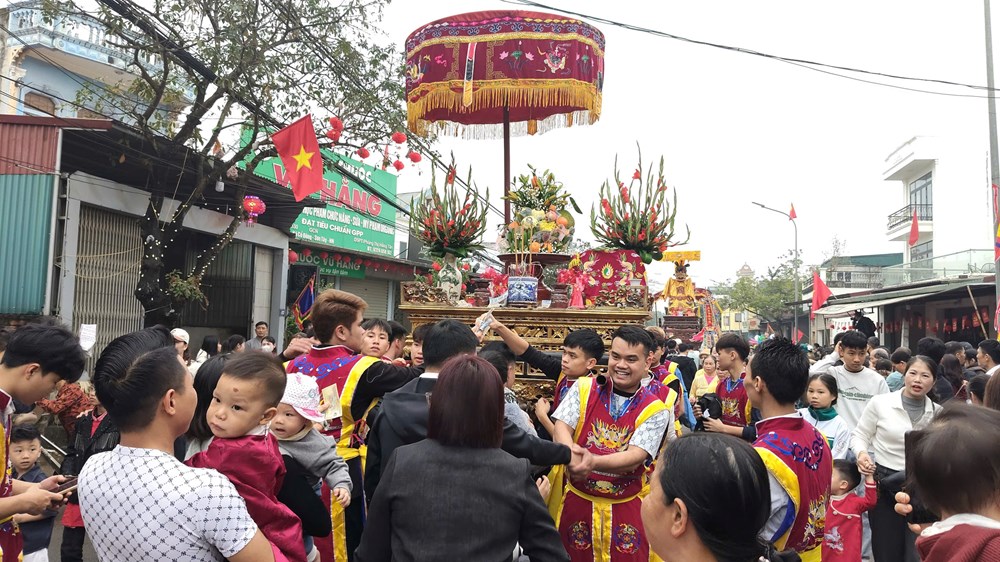 Tưng bừng khai hội đền Măng Sơn - ảnh 4