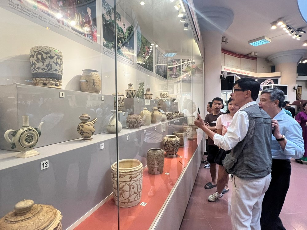 Khai mạc trưng bày “Cổ vật tiêu biểu tỉnh Bắc Ninh” - ảnh 6