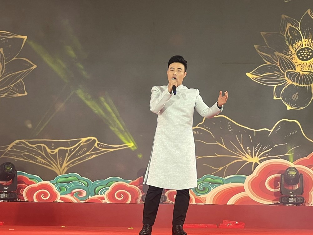 Khai mạc lễ hội và đón Bằng xếp hạng Di tích quốc gia đặc biệt Khu di tích Đa Hòa - Dạ Trạch - ảnh 6