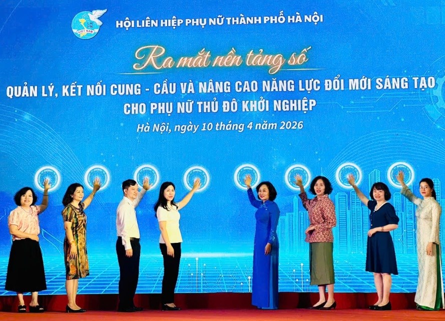 Phụ nữ Thủ đô ứng dụng công nghệ chuyển đổi số trong kinh tế tập thể - ảnh 1