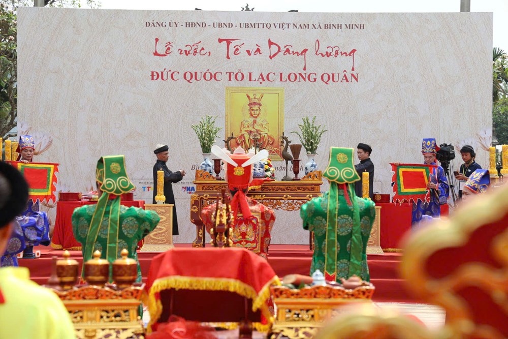 Lễ hội Bình Đà 2026: Trang nghiêm nghi lễ dâng hương Quốc Tổ Lạc Long Quân - ảnh 3
