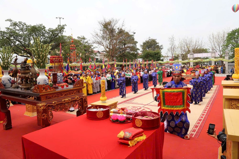 Lễ hội Bình Đà 2026: Trang nghiêm nghi lễ dâng hương Quốc Tổ Lạc Long Quân - ảnh 5