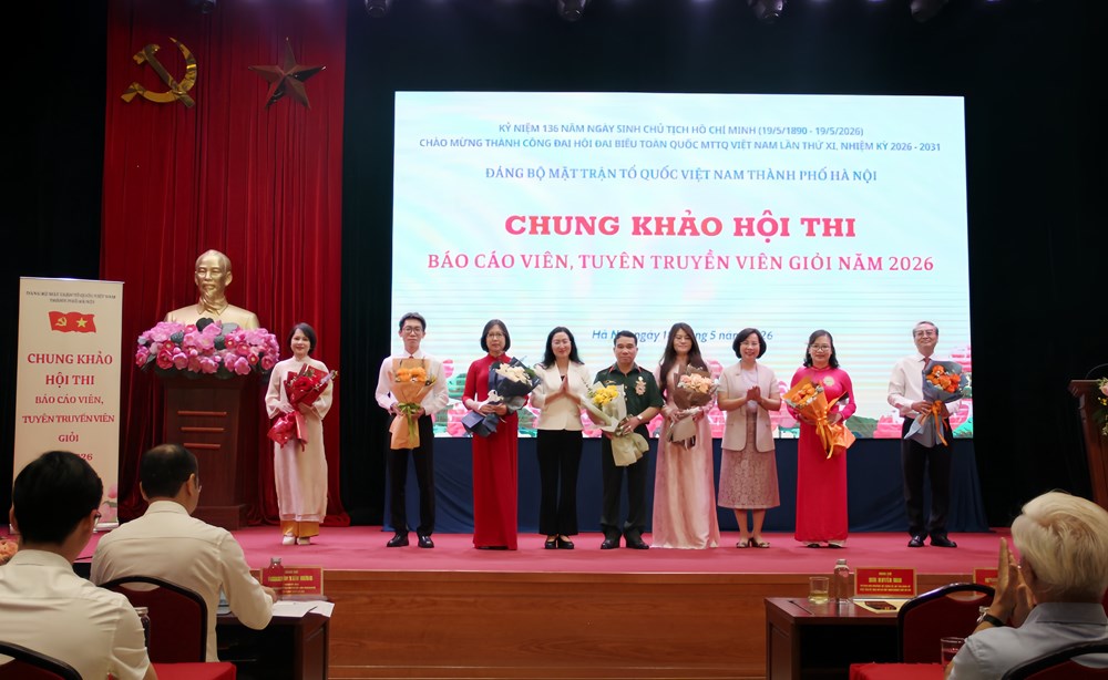 Chung khảo Hội thi Báo cáo viên, Tuyên truyền viên giỏi - ảnh 1