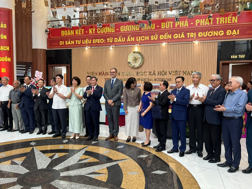 Trưng bày “Di sản tư liệu EFEO: Từ dấu ấn lịch sử đến giá trị đương đại” - ảnh 2