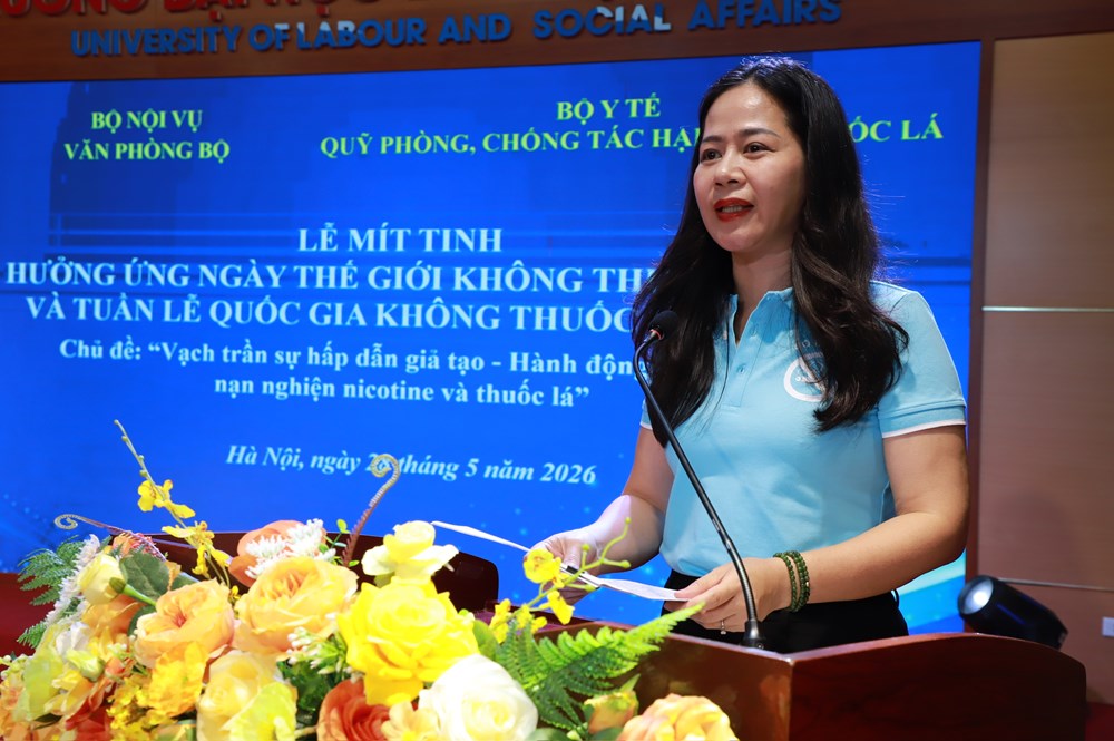 Bộ Nội vụ đề nghị cán bộ, công chức, người lao động xây dựng môi trường làm việc không thuốc lá - ảnh 1