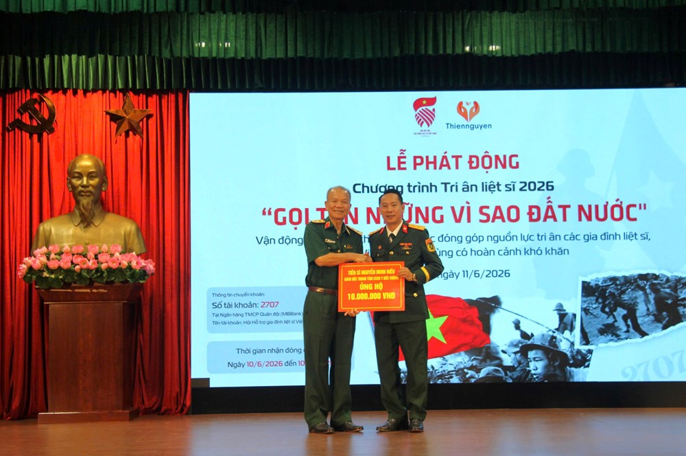 Phát động chương trình tri ân liệt sĩ “Gọi tên những Vì sao đất nước” - ảnh 4