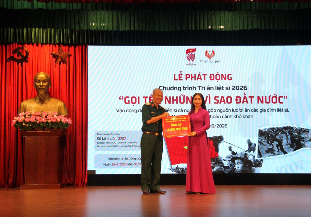 Phát động chương trình tri ân liệt sĩ “Gọi tên những Vì sao đất nước” - ảnh 5