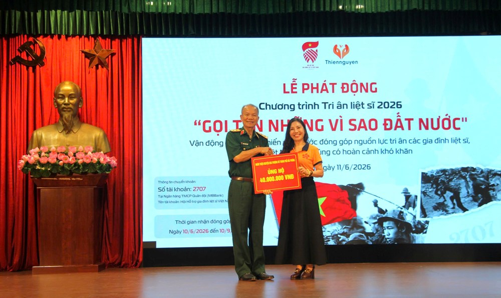 Phát động chương trình tri ân liệt sĩ “Gọi tên những Vì sao đất nước” - ảnh 7