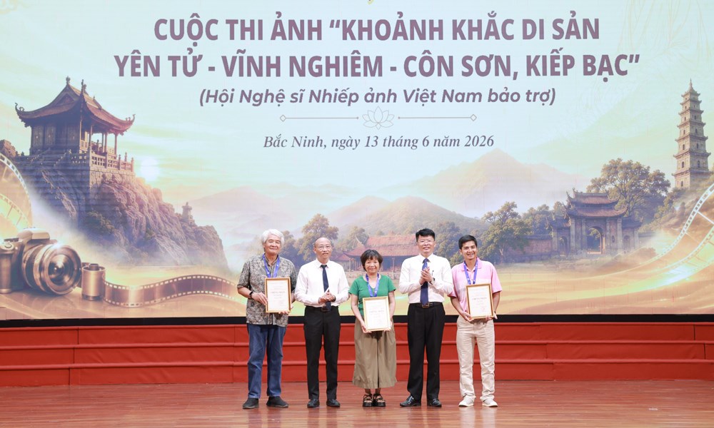 26 tác phẩm được trao giải cuộc thi ảnh “Khoảnh khắc di sản Yên Tử - Vĩnh Nghiêm - Côn Sơn, Kiếp Bạc“ - ảnh 5