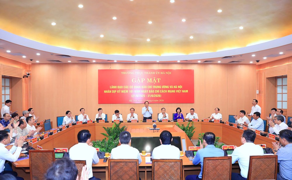 Hà Nội gặp mặt lãnh đạo các cơ quan báo chí nhân ngày 21.6 - ảnh 3