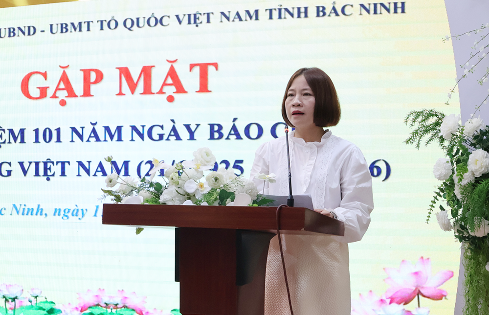 Bắc Ninh gặp mặt các nhà báo, phóng viên đồng hành cùng sự phát triển của tỉnh - ảnh 3