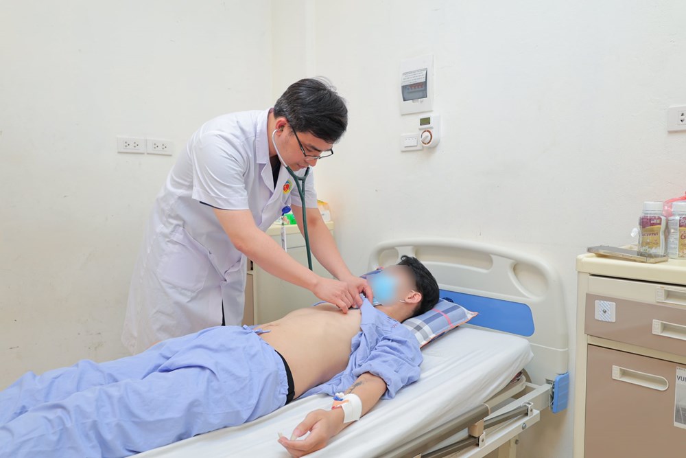 Hút thuốc lá từ lúc 15 tuổi và hậu quả sau 10 năm - ảnh 1