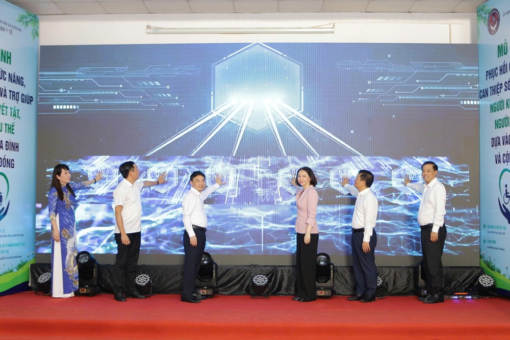 Hà Nội thí điểm mô hình phục hồi chức năng cộng đồng cho người yếu thế - ảnh 1