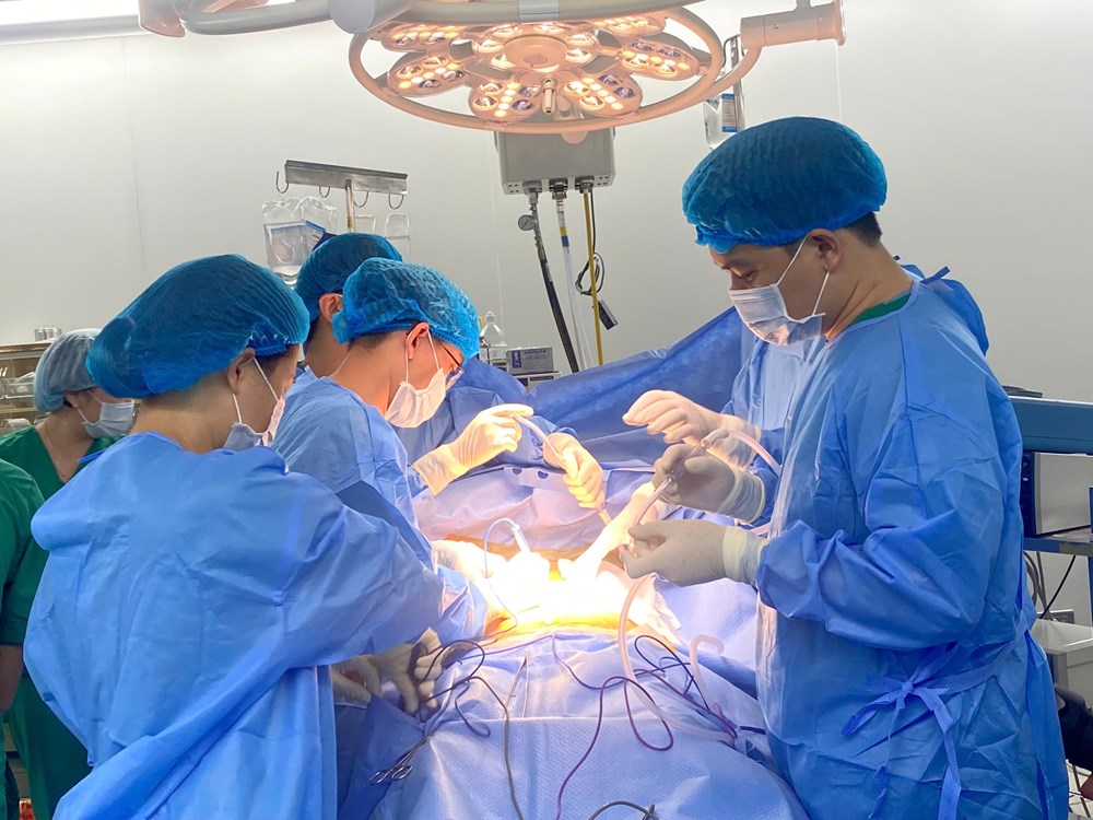 Bệnh viện đa khoa Xanh Pôn thực hiện thành công ca lấy đa tạng từ người hiến chết não - ảnh 2