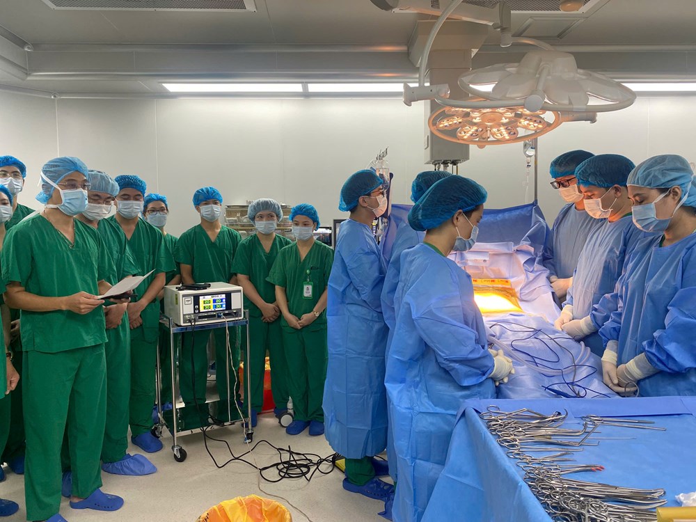 Bệnh viện đa khoa Xanh Pôn thực hiện thành công ca lấy đa tạng từ người hiến chết não - ảnh 1