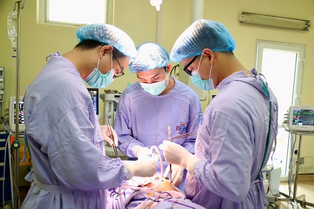 Người đàn ông mắc ung thư phổi dù đã bỏ thuốc lào 3 năm - ảnh 1