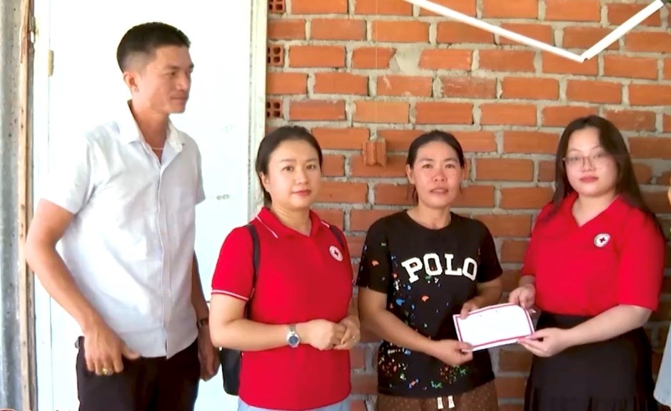 Hỗ trợ khôi phục nơi ở an toàn cho người dân sau thiên tai - ảnh 2