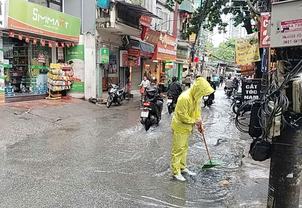 Bão số 4 di chuyển chậm, có khả năng mạnh lên cấp 9 - ảnh 3