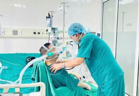 Vỡ òa niềm vui sum họp trong “Mùa thu lịch sử” của gia đình - ảnh 1