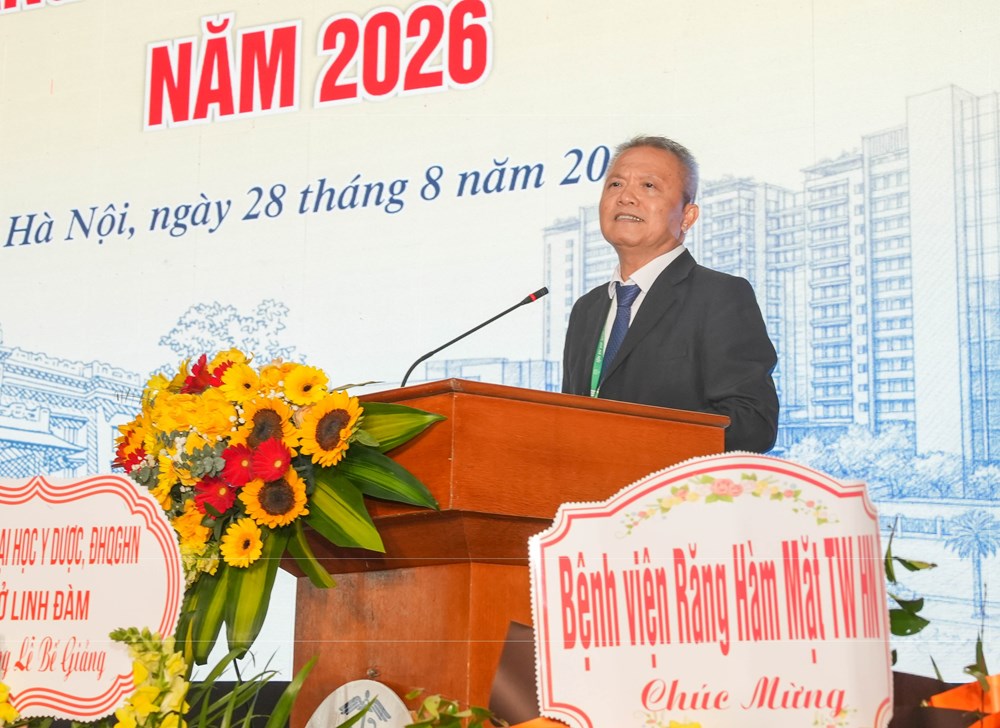 Lời nhắn nhủ của Hiệu trưởng Trường ĐH Y Dược tới hơn 400 tân bác sĩ, dược sĩ - ảnh 1