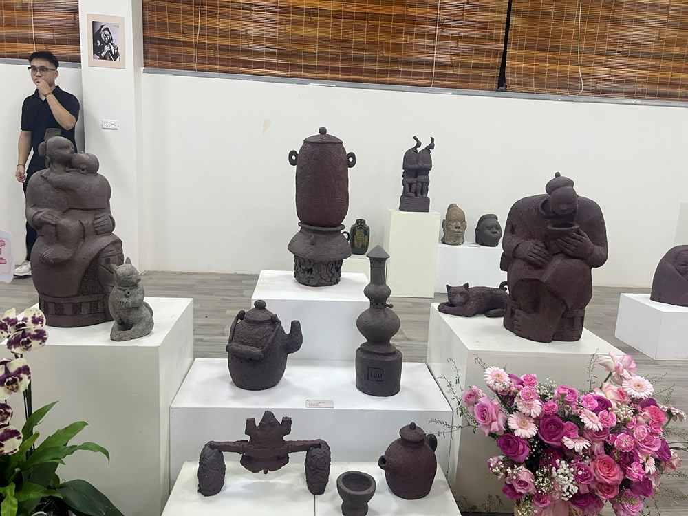 “Phía sau lũng núi” – khắc hoạ đời sống văn hoá của người đồng bào dân tộc - ảnh 4