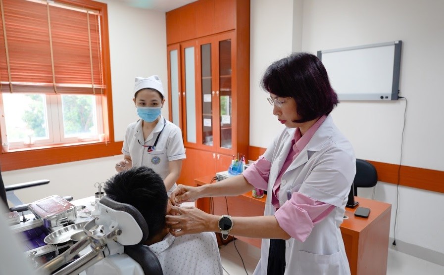Nhiều trẻ mắc bệnh nặng vì dấu hiệu nhầm lẫn với bệnh khác - ảnh 1