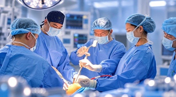 Điều trị thành công nhiều “ca khó” cho người cao tuổi - ảnh 1